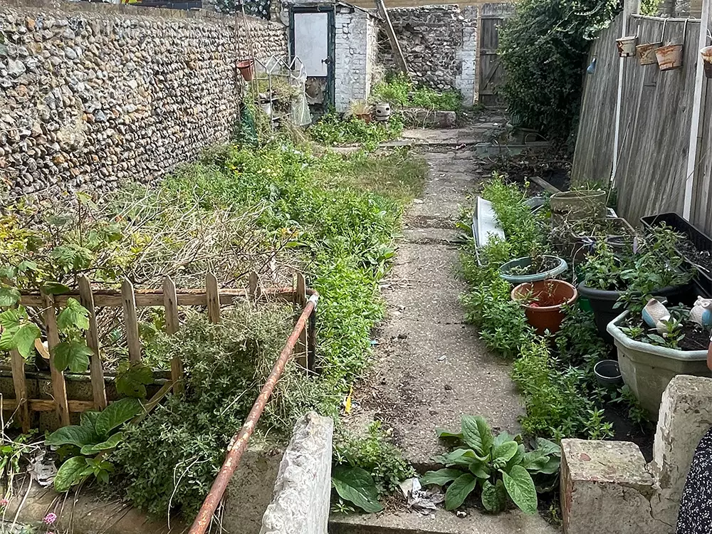 3 bedroom property back garden