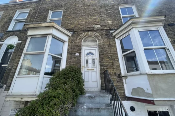 3-BED – TERRACED HOUSE