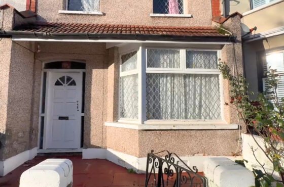 3-BED TERRACED FAMILY HOUSE FOR INVESTMENT
